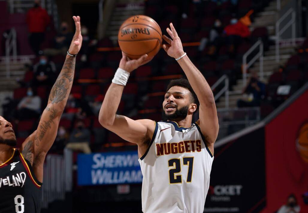 米兰体育平台-关于CBA季后赛赛后再迎强敌，丹佛掘金外线爆发，主帅态度：信心回归，轮换策略成焦点的信息